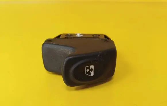 Renault Megane I Electric window control switch 838100G