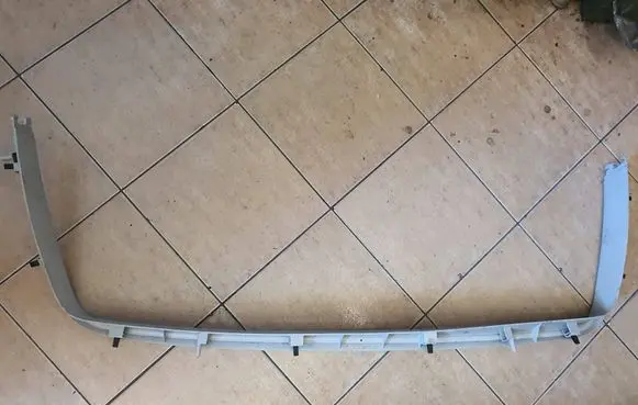Volkswagen Touran I Tailgate/trunk upper cover trim 1T0867603B