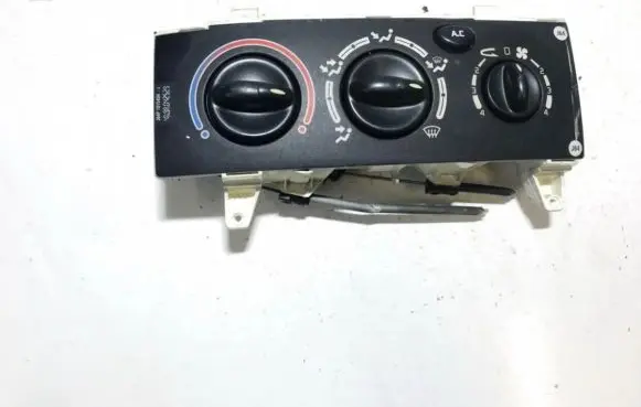 Renault Scenic I Climate control unit 101589