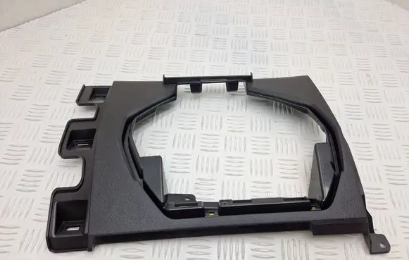 Renault Scenic E-Tech V Dashboard center trim panel 681047426R