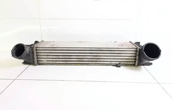 BMW X1 E84 Intercooler radiator 3296399 7798788