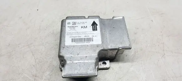 Opel Signum Airbag control unit/module 13186948 330518650