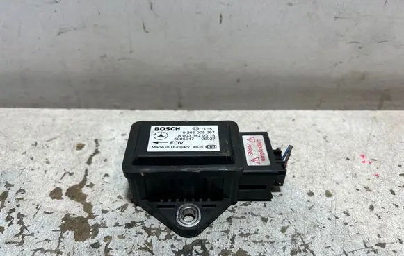 Mercedes-Benz E W211 ESP acceleration yaw rate sensor 0265005267 5005947