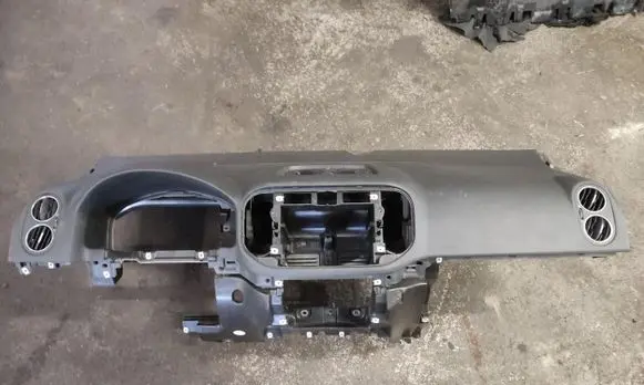 Volkswagen Golf Plus Dashboard