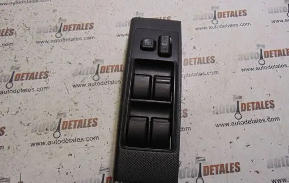 Toyota Corolla Verso AR10 Electric window control switch 848200F010