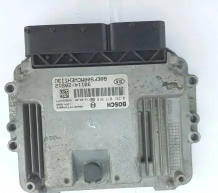 KIA Ceed Engine control unit/module 0281017916 391142A512
