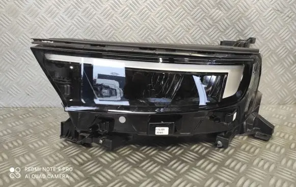 Opel Mokka B Headlight/headlamp 9834008280