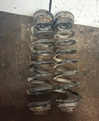 Mercedes-Benz ML W164 Rear coil spring