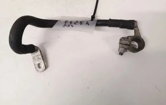 Toyota Corolla Verso AR10 Positive cable (battery)
