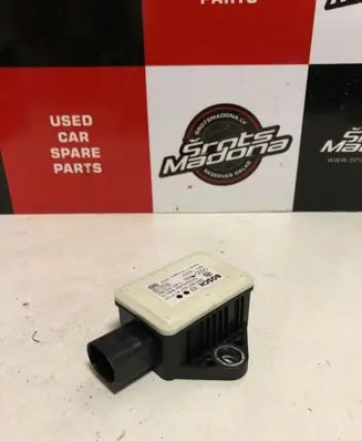 Audi A4 S4 B8 8K ESP acceleration yaw rate sensor 8K0907637A