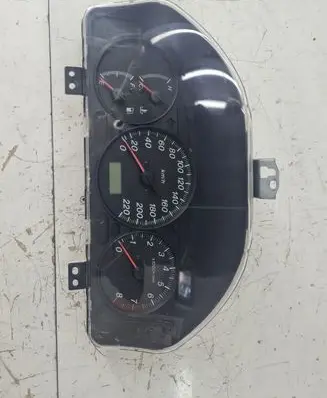 Mazda 626 Speedometer (instrument cluster) WDCB08D