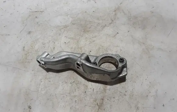Peugeot 2008 II Driveshaft support bearing bracket 9801150380