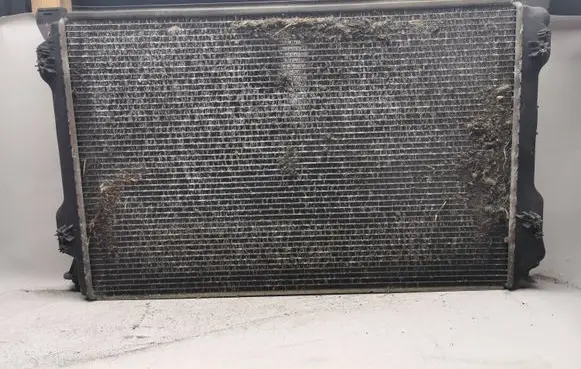 Audi A6 S6 C6 4F Coolant radiator 4F0121251Q DETP11203N44147H8D