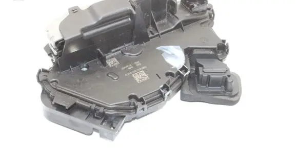 Audi Q4 Sportback e-tron Front door lock 5TC837016D