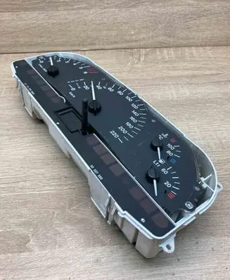 Opel Vectra B Speedometer (instrument cluster) 90504242BD 110008733