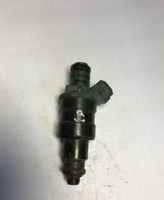 Renault Scenic I Fuel injector 875368