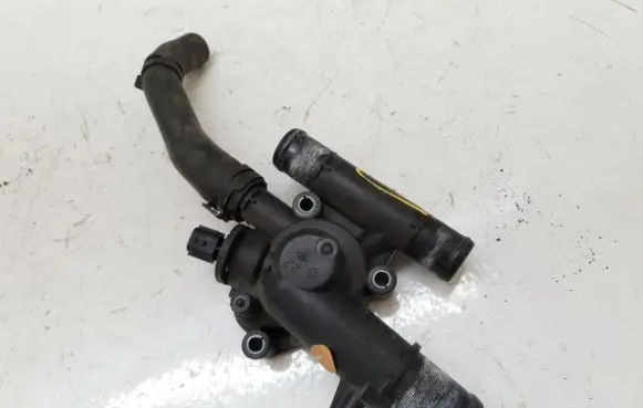 Renault Megane III Thermostat 8200641307