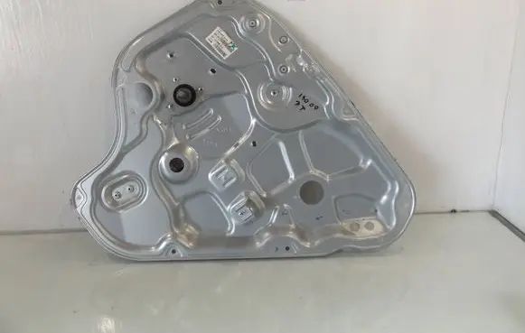 Hyundai i30 Rear door window regulator with motor 834802R000