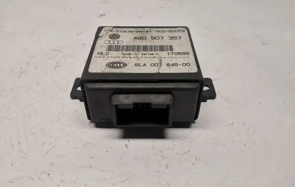 Audi A6 S6 C5 4B Light module LCM 4B0907357 5LA007845