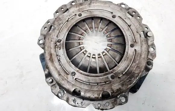 Opel Astra F Pressure plate 