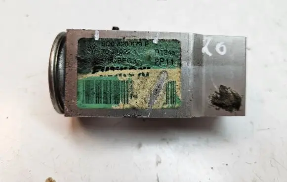 Audi A1 Air conditioning (A/C) expansion valve 6Q0820679P
