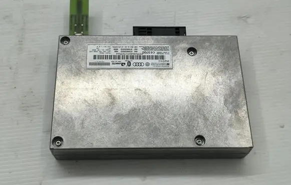 Audi A5 Bluetooth control unit module 8T0862335D