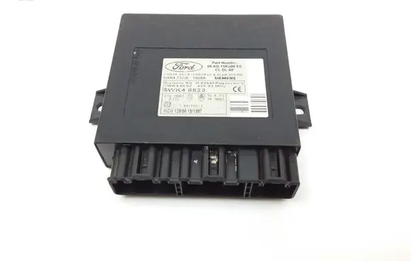 Ford Focus Comfort/convenience module 98AG15K600EE 5WK47220E 5WK47220ET83SA