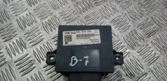 Volkswagen PASSAT B7 Power management control unit 3AA919041