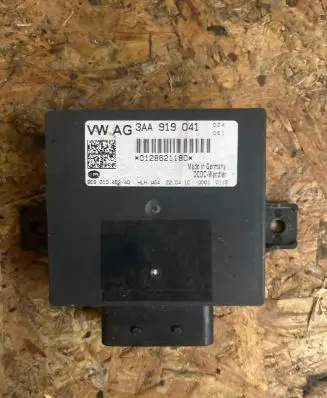 Volkswagen PASSAT B7 Power management control unit 3AA919041 0128621180