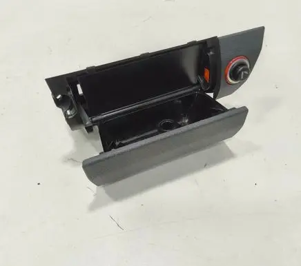 Volkswagen Touran I Car ashtray 1T1857961