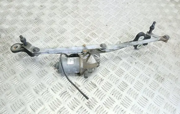 BMW X5 E70 Front wiper linkage and motor 7200535