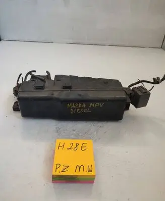Mazda MPV II LW Fuse 32165646