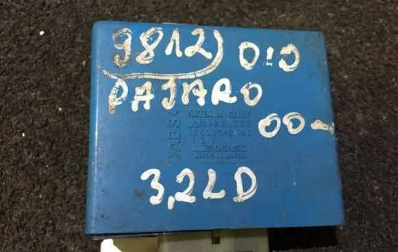 Mitsubishi Pajero Other control units/modules mb921337 165000-2140