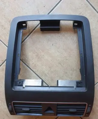 Volkswagen Touran II Dash center air vent grill 1T1819728G