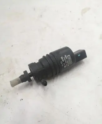 Ford Mustang VI Windscreen/windshield washer pump 8S4317664AA