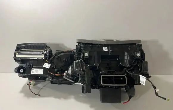 BMW X5 G05 Interior heater climate box assembly 7944536 7944539