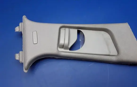 Mercedes-Benz C W204 (B) pillar trim (top) A2046903826 A2048600230 A2048601030