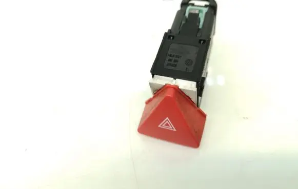 Volkswagen Touran I Hazard light switch 1T0953509
