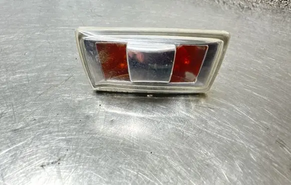 Opel Corsa D Front fender indicator light 13252455