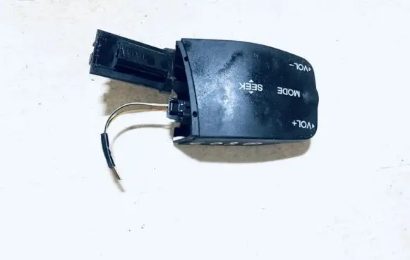 Multifunctional control switch/knob