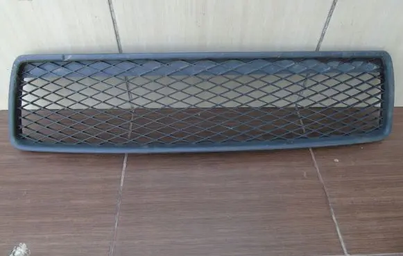 Ford Focus C-MAX Front bumper lower grill