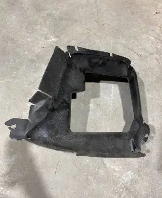 Audi Q7 4M Intercooler air channel guide 4M0145333C 602484