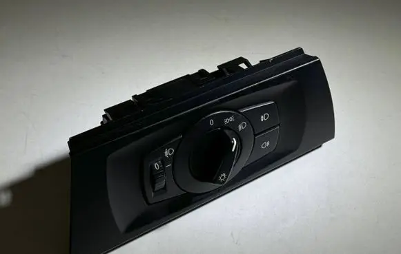 BMW 3 E90 E91 Light switch 6932794