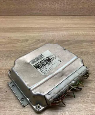 Toyota Yaris Engine control unit/module ECU 896610D070 MB2750003424 WithPlug