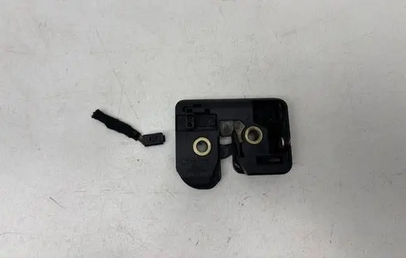 Tailgate/trunk/boot lock/catch/latch