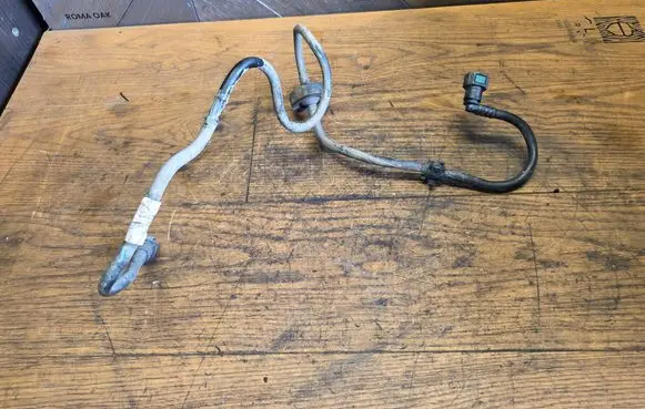Opel Combo E Vacuum line/pipe/hose 9813095080