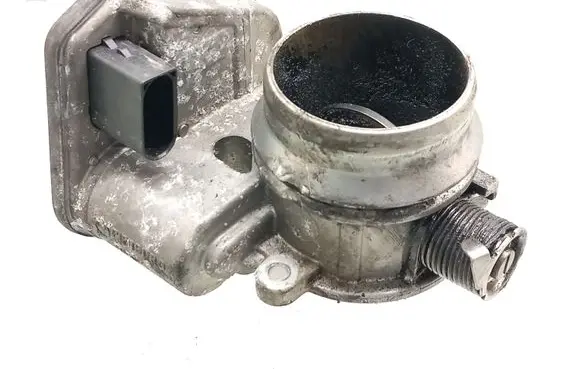 BMW 3 E90 E91 Throttle valve 7804373 B83380234
