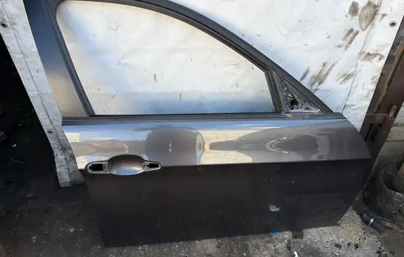 BMW 3 E90 E91 Front door