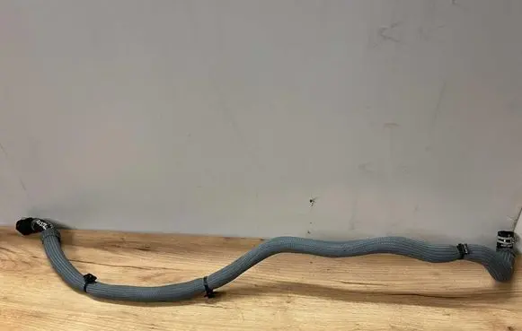 Renault Austral Engine coolant pipe/hose 215014028R