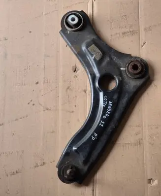 Dacia Sandero III Front control arm 45022R
